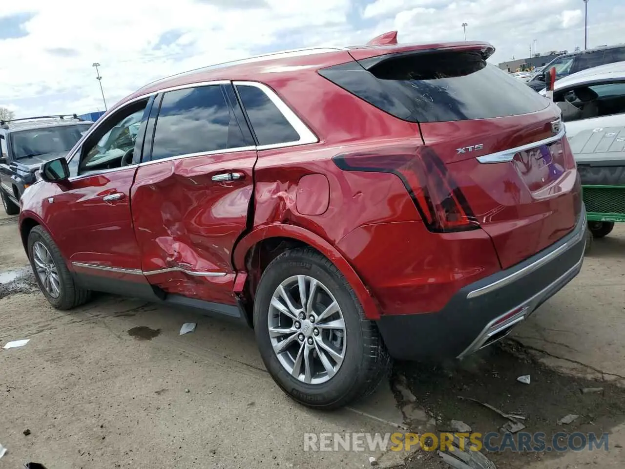 2 Photograph of a damaged car 1GYKNCRS5PZ173528 CADILLAC XT5 2023