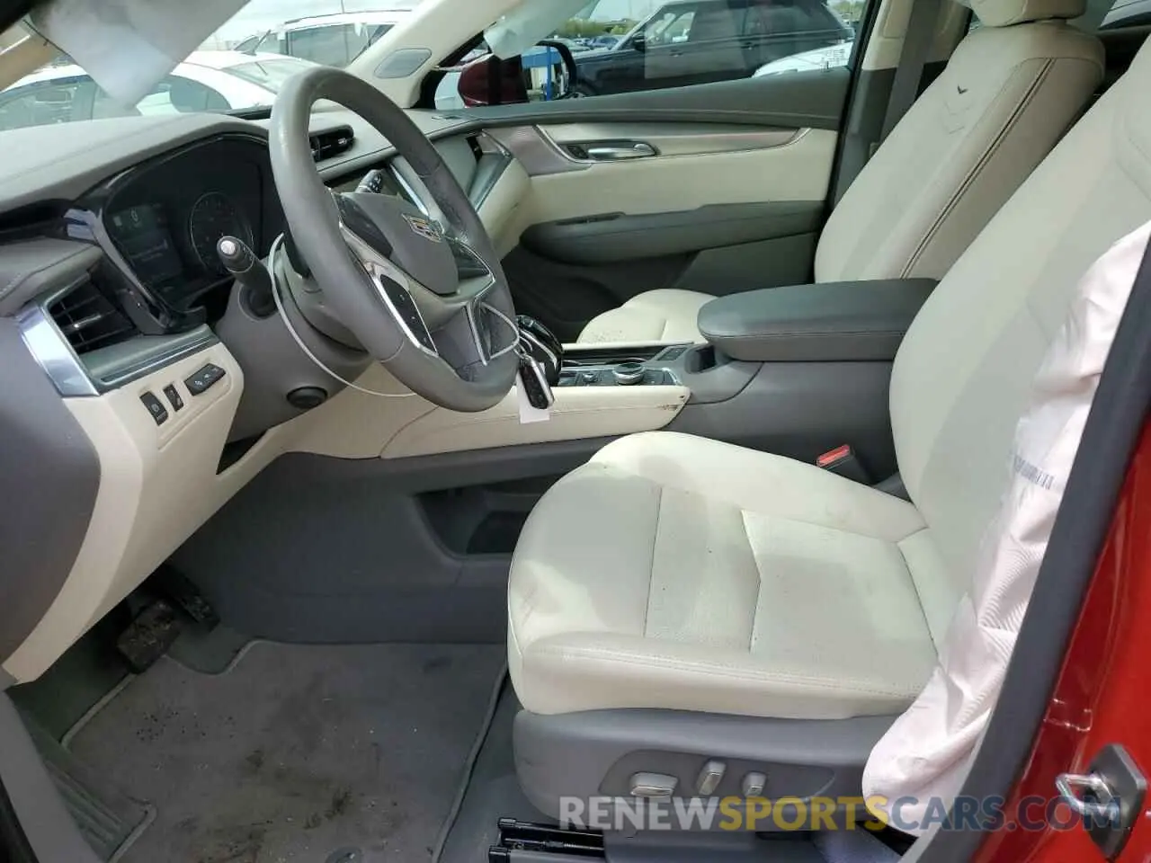 7 Photograph of a damaged car 1GYKNCRS5PZ173528 CADILLAC XT5 2023