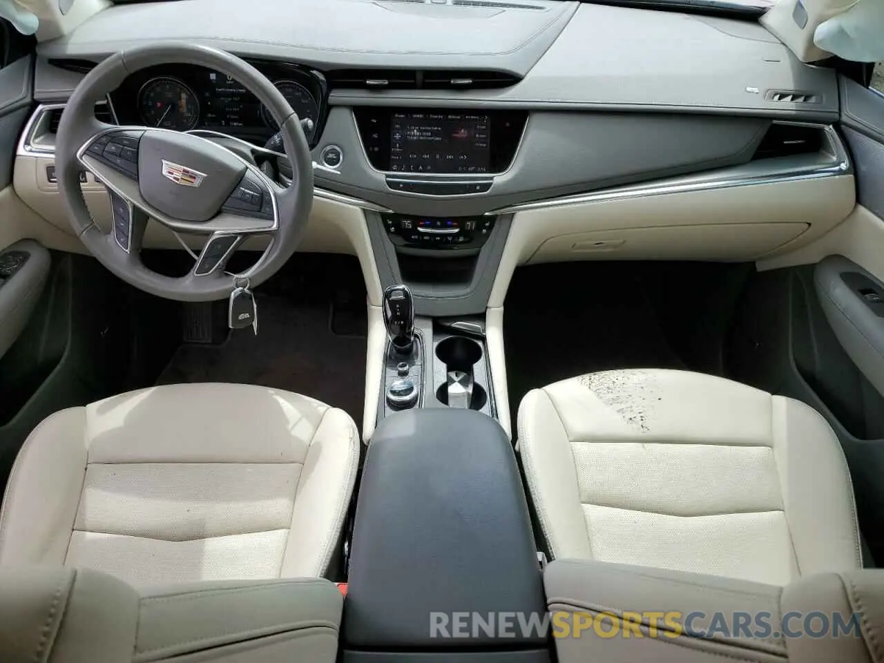 8 Photograph of a damaged car 1GYKNCRS5PZ173528 CADILLAC XT5 2023