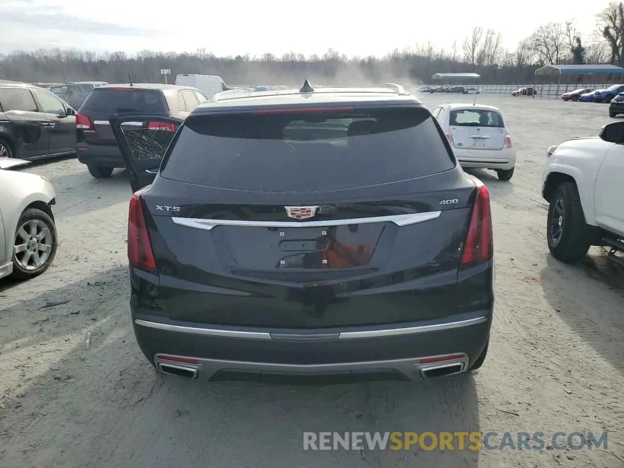 6 Photograph of a damaged car 1GYKNCRS6PZ145494 CADILLAC XT5 2023