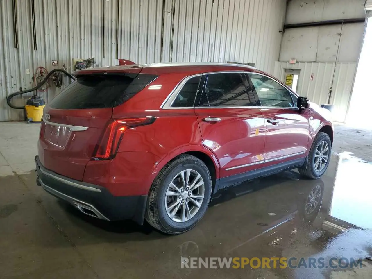 3 Photograph of a damaged car 1GYKNDR45PZ161788 CADILLAC XT5 2023