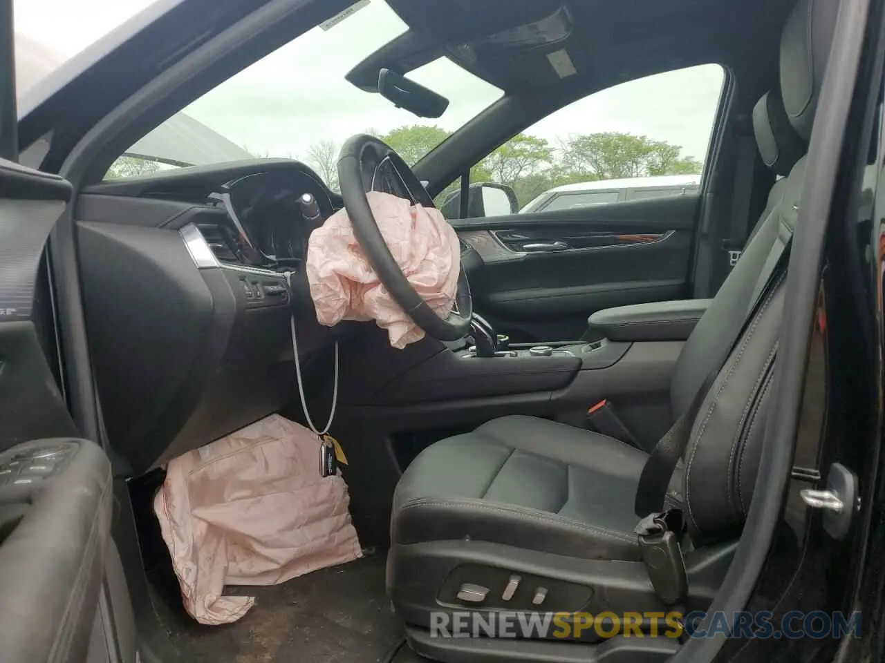 7 Photograph of a damaged car 1GYKNDR45PZ224937 CADILLAC XT5 2023