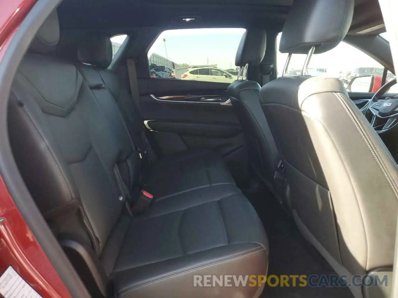11 Photograph of a damaged car 1GYKNDRS1PZ142878 CADILLAC XT5 2023