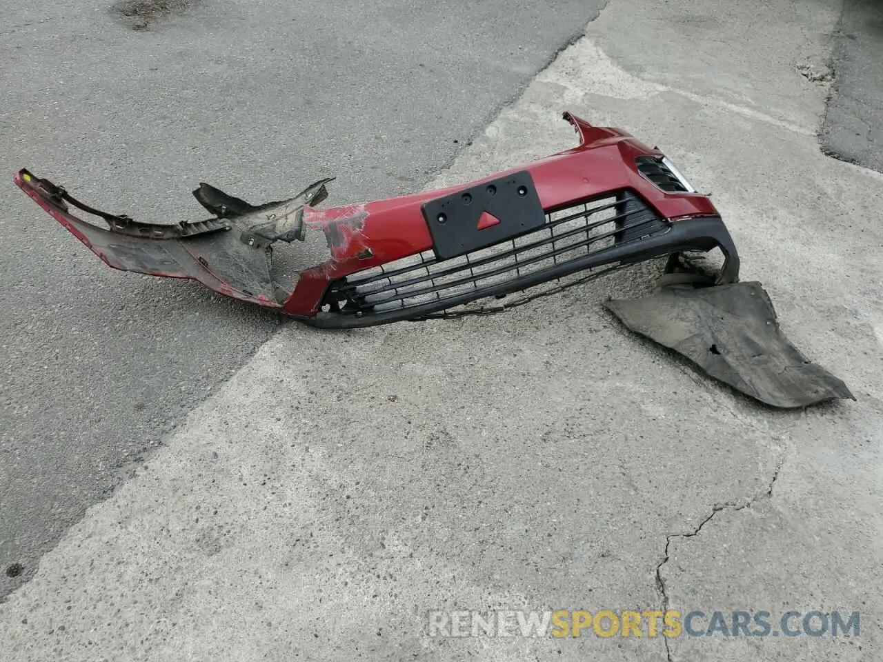 13 Photograph of a damaged car 1GYKNDRS2PZ155834 CADILLAC XT5 2023