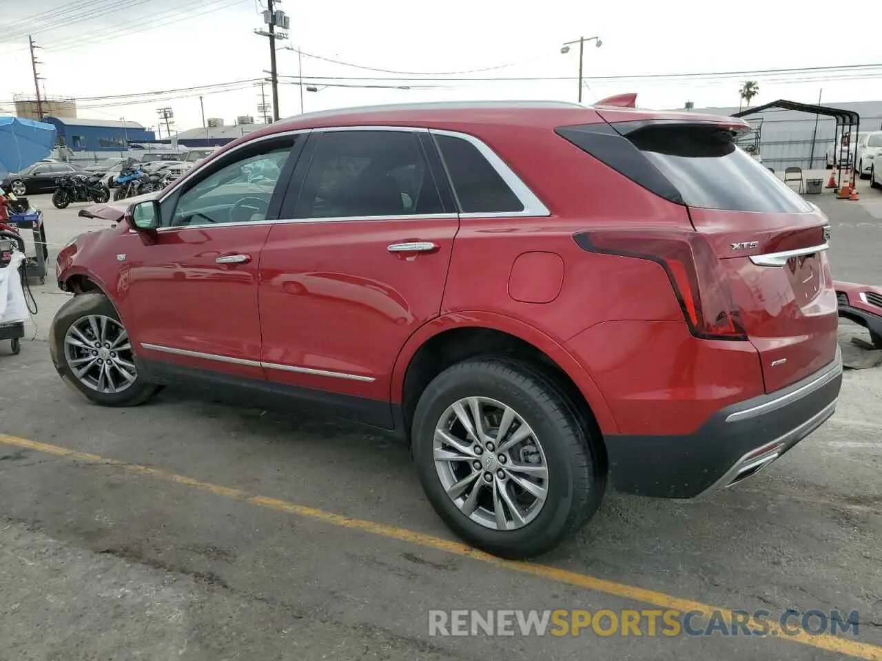 2 Photograph of a damaged car 1GYKNDRS2PZ155834 CADILLAC XT5 2023