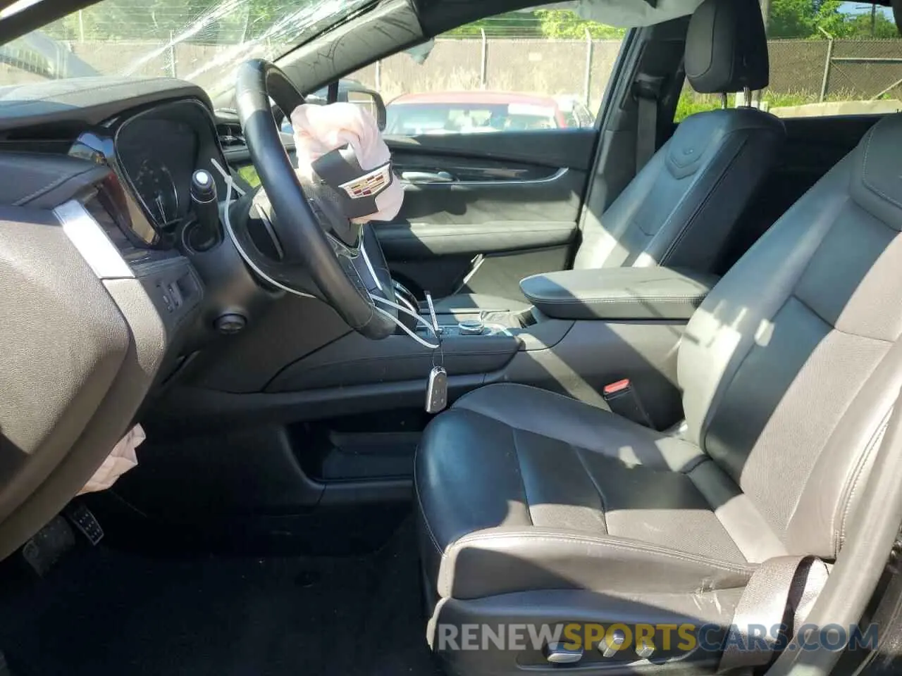 7 Photograph of a damaged car 1GYKNDRS4PZ132409 CADILLAC XT5 2023