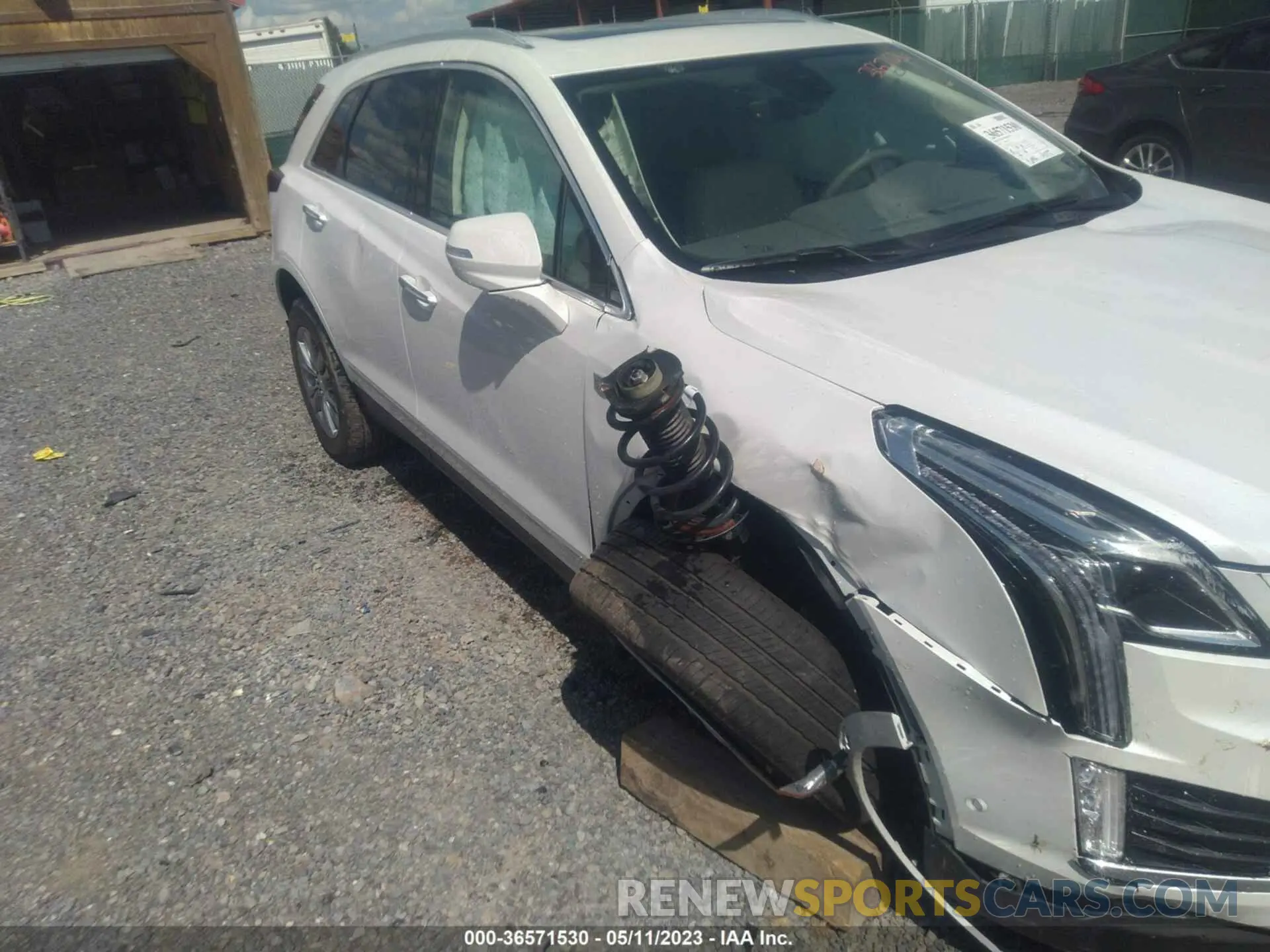 6 Photograph of a damaged car 1GYKNDRS5PZ141071 CADILLAC XT5 2023