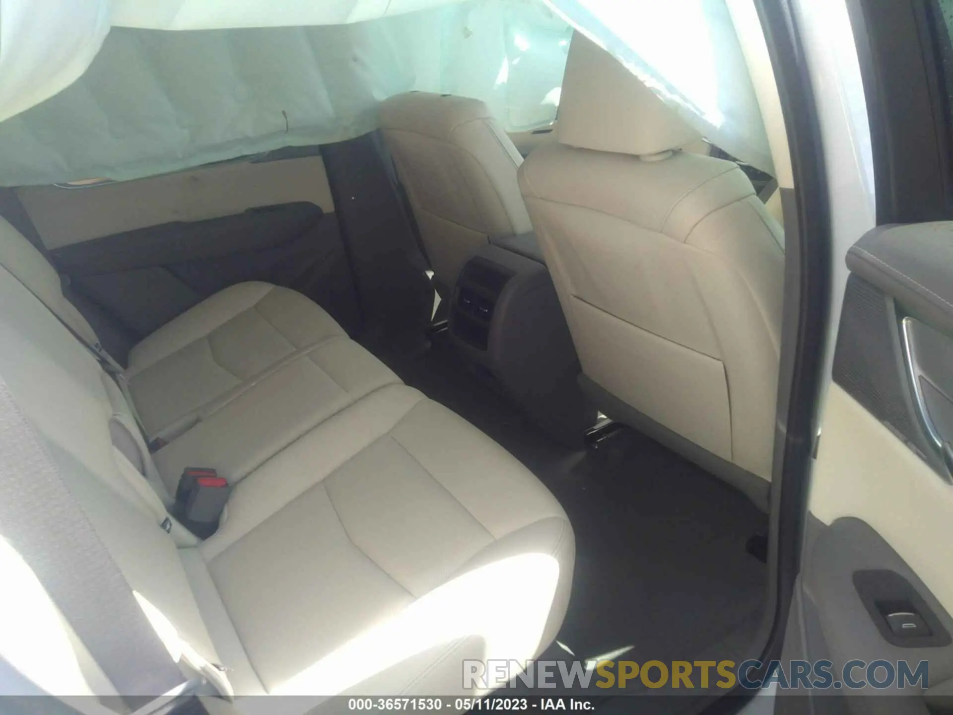 8 Photograph of a damaged car 1GYKNDRS5PZ141071 CADILLAC XT5 2023