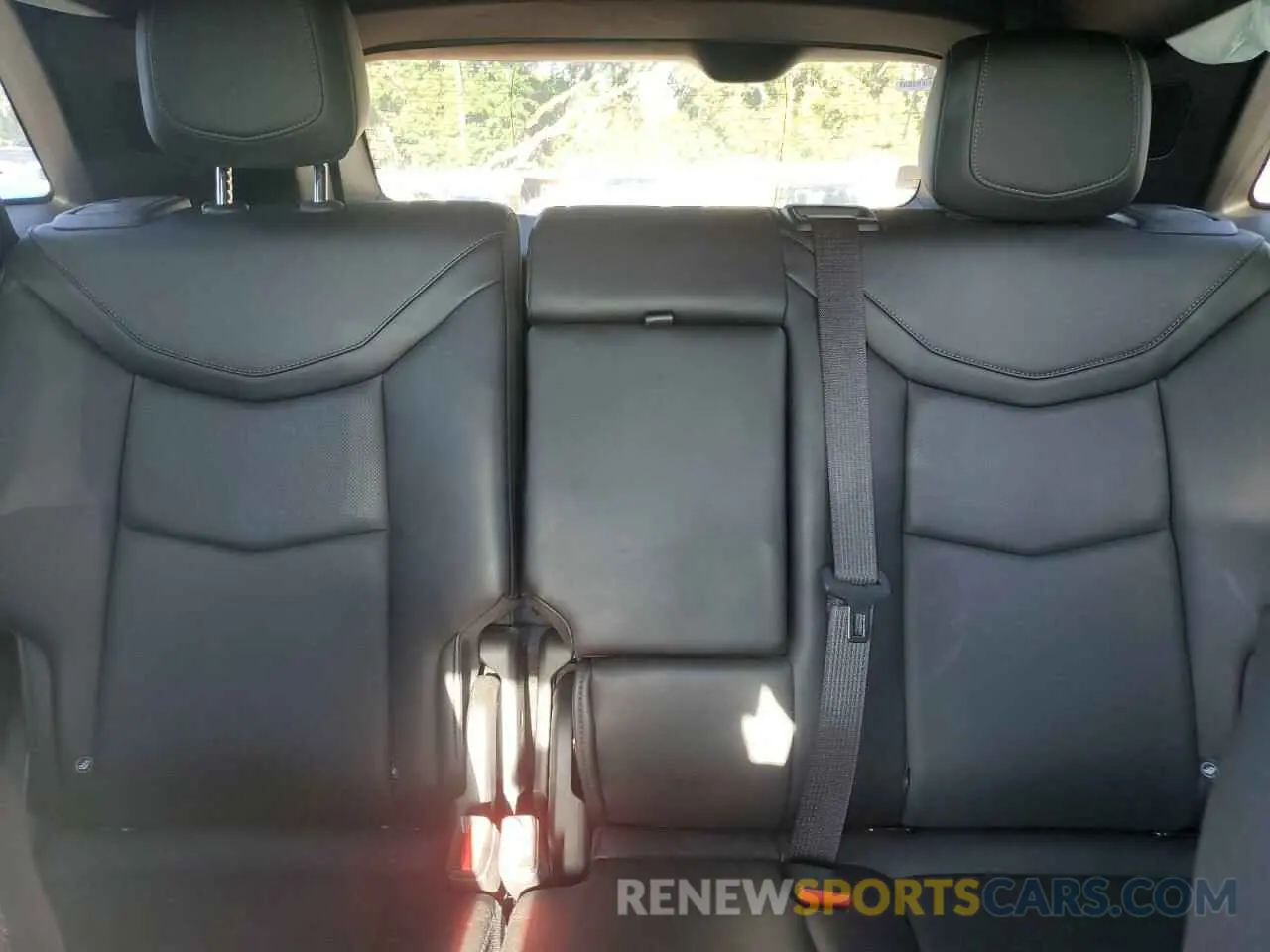 10 Photograph of a damaged car 1GYKNDRS5PZ142799 CADILLAC XT5 2023