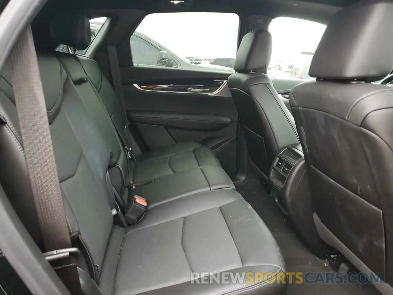 11 Photograph of a damaged car 1GYKNDRS6PZ222726 CADILLAC XT5 2023