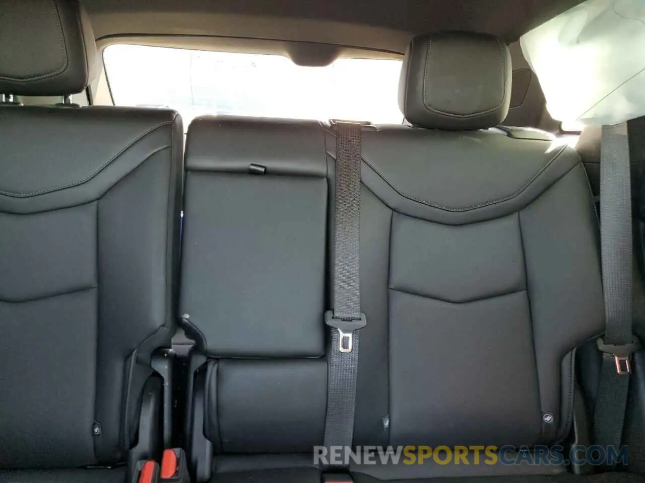 10 Photograph of a damaged car 1GYKNDRS8PZ144241 CADILLAC XT5 2023