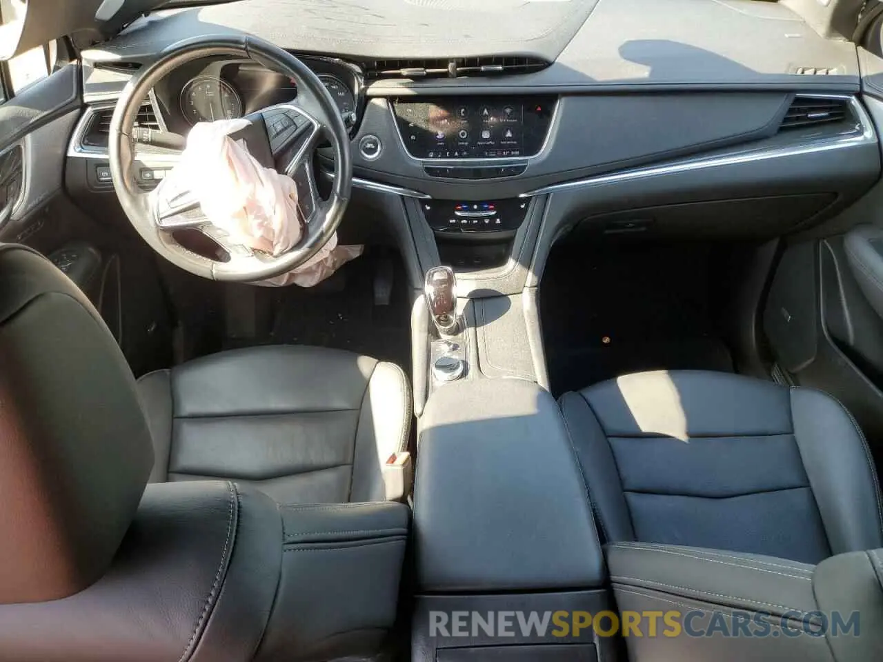 8 Photograph of a damaged car 1GYKNDRS8PZ144241 CADILLAC XT5 2023