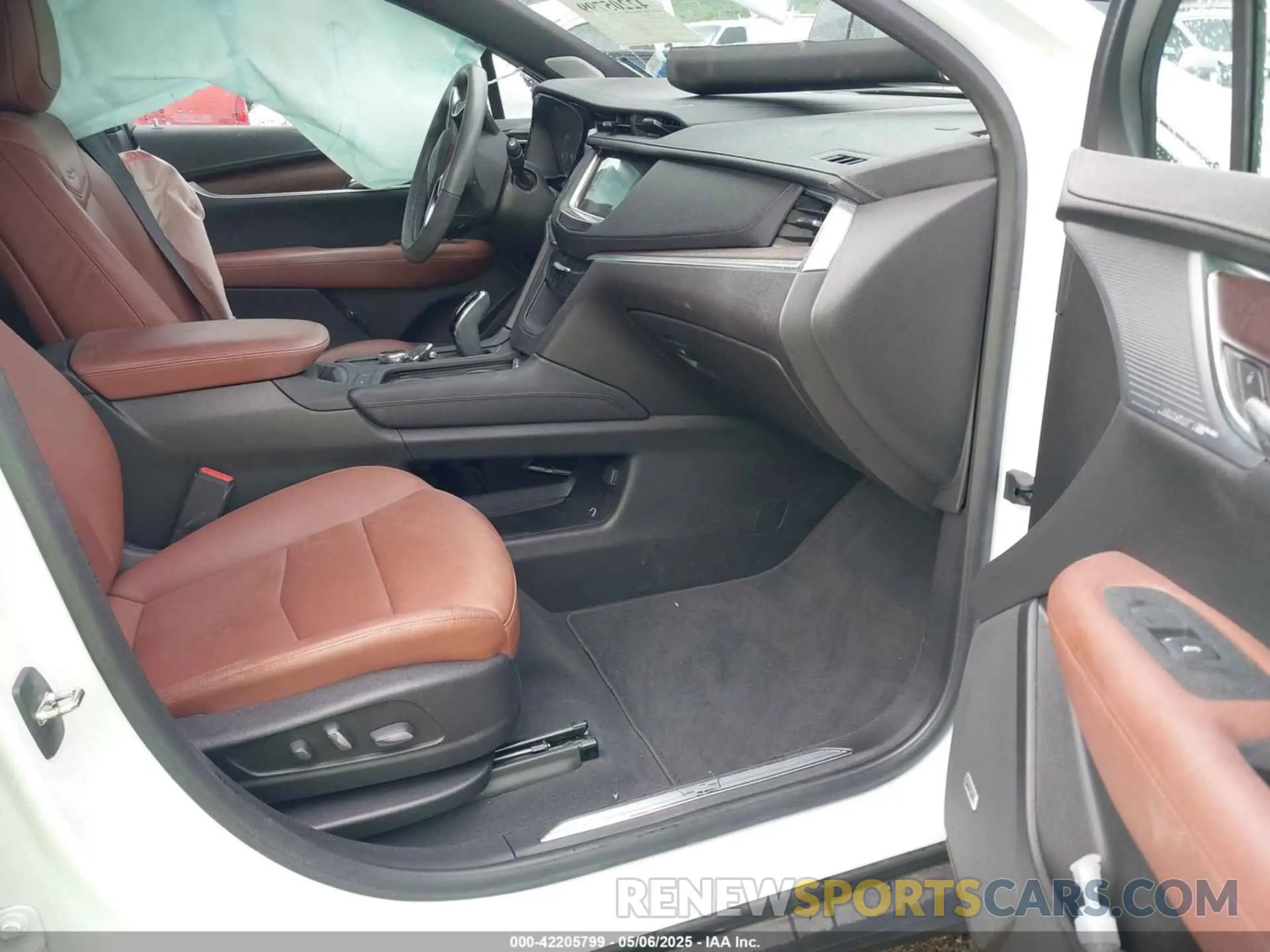 5 Photograph of a damaged car 1GYKNDRS9PZ199653 CADILLAC XT5 2023