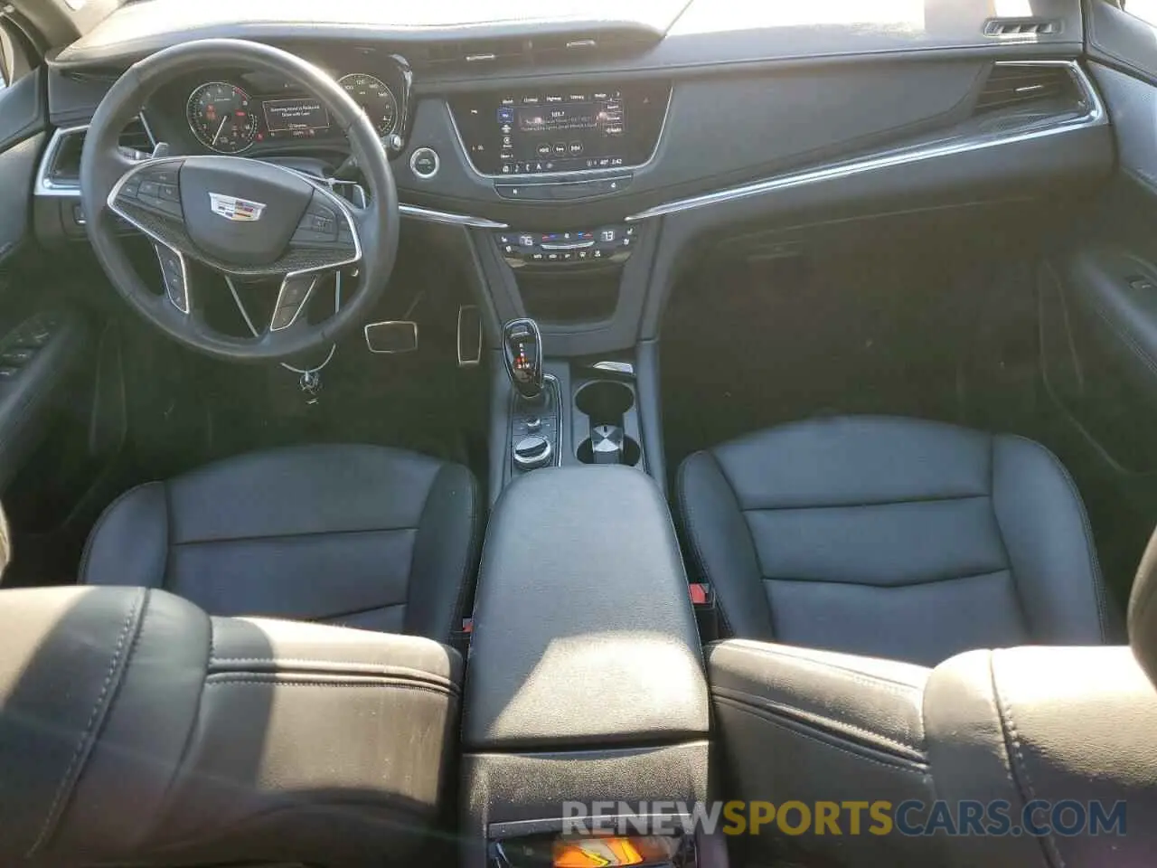 8 Photograph of a damaged car 1GYKNGRS1PZ137696 CADILLAC XT5 2023