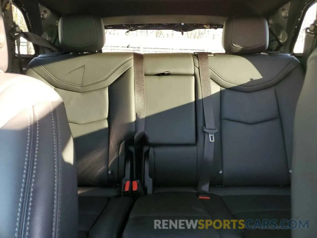 10 Photograph of a damaged car 1GYKNGRS6PZ131182 CADILLAC XT5 2023
