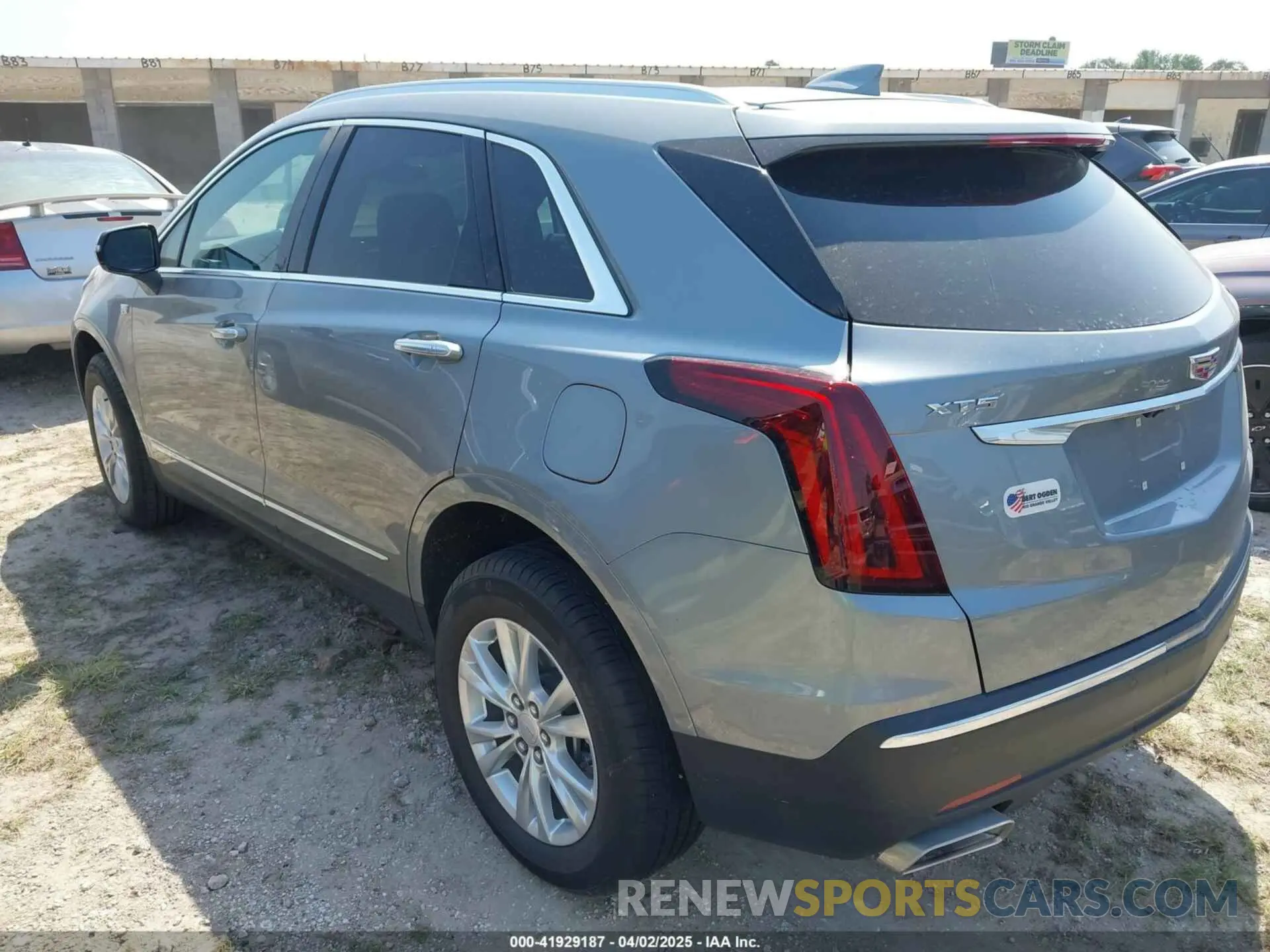 3 Photograph of a damaged car 1GYKNAR47RZ745529 CADILLAC XT5 2024