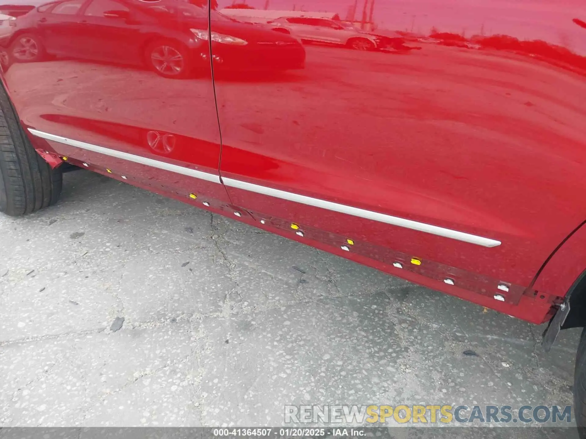 19 Photograph of a damaged car 1GYKNAR48RZ716976 CADILLAC XT5 2024