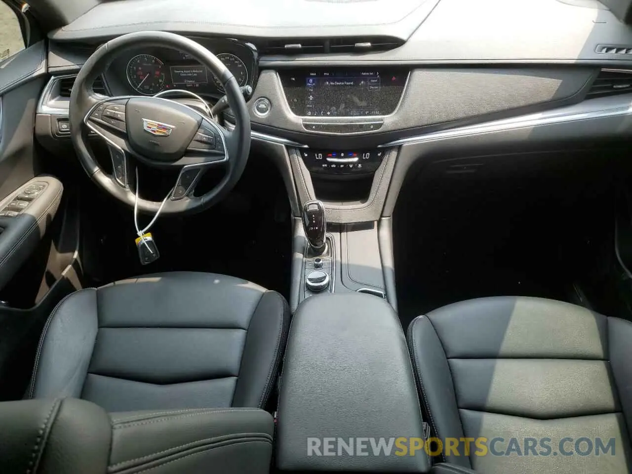 8 Photograph of a damaged car 1GYKNBR4XRZ721747 CADILLAC XT5 2024