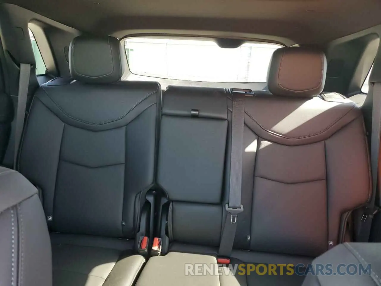 10 Photograph of a damaged car 1GYKNCR4XRZ705392 CADILLAC XT5 2024