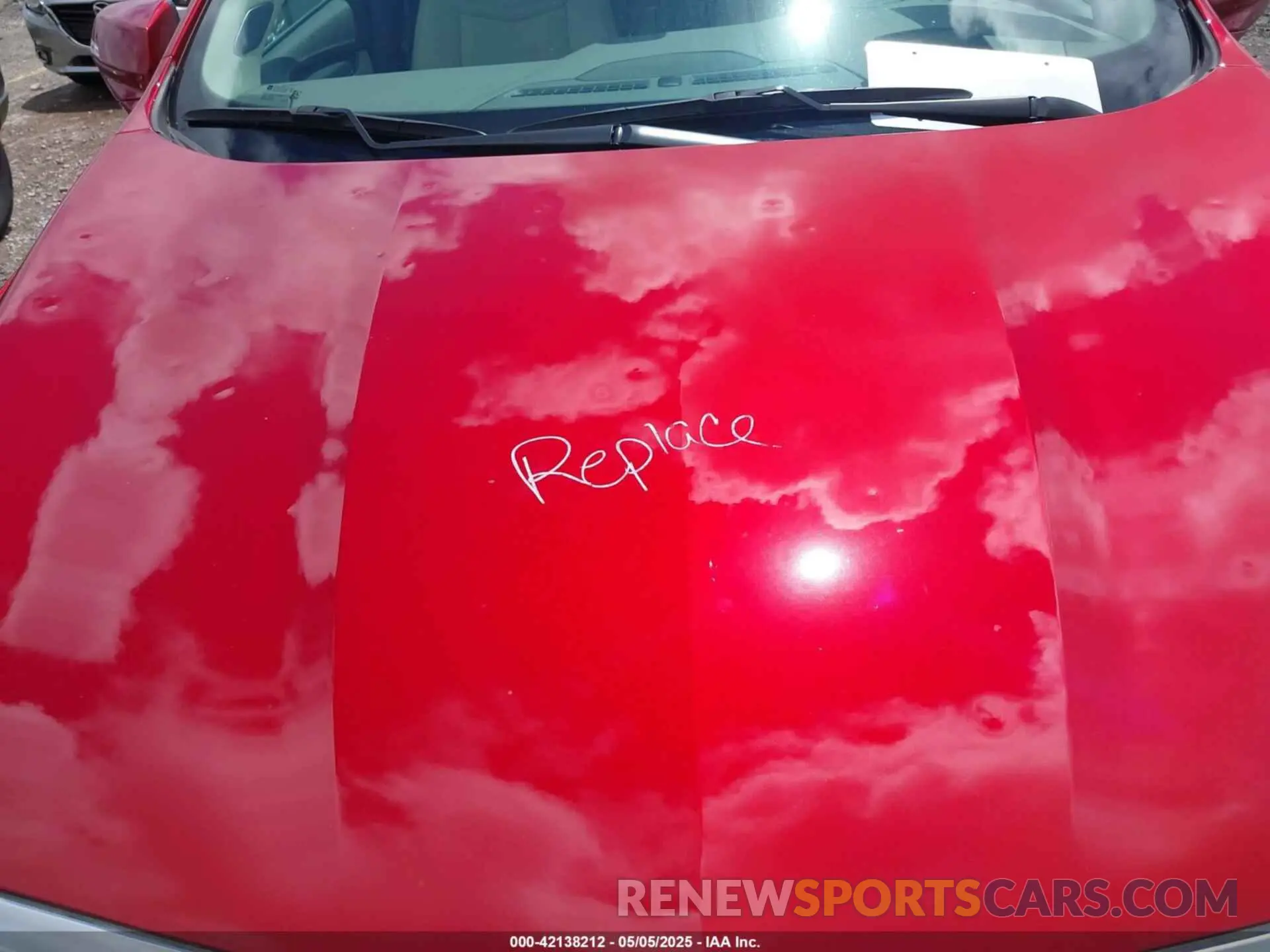 6 Photograph of a damaged car 1GYKNCRS9RZ725292 CADILLAC XT5 2024