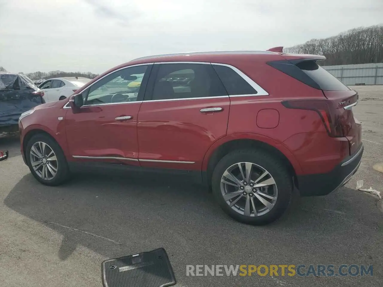 2 Photograph of a damaged car 1GYKNDRS4RZ735475 CADILLAC XT5 2024