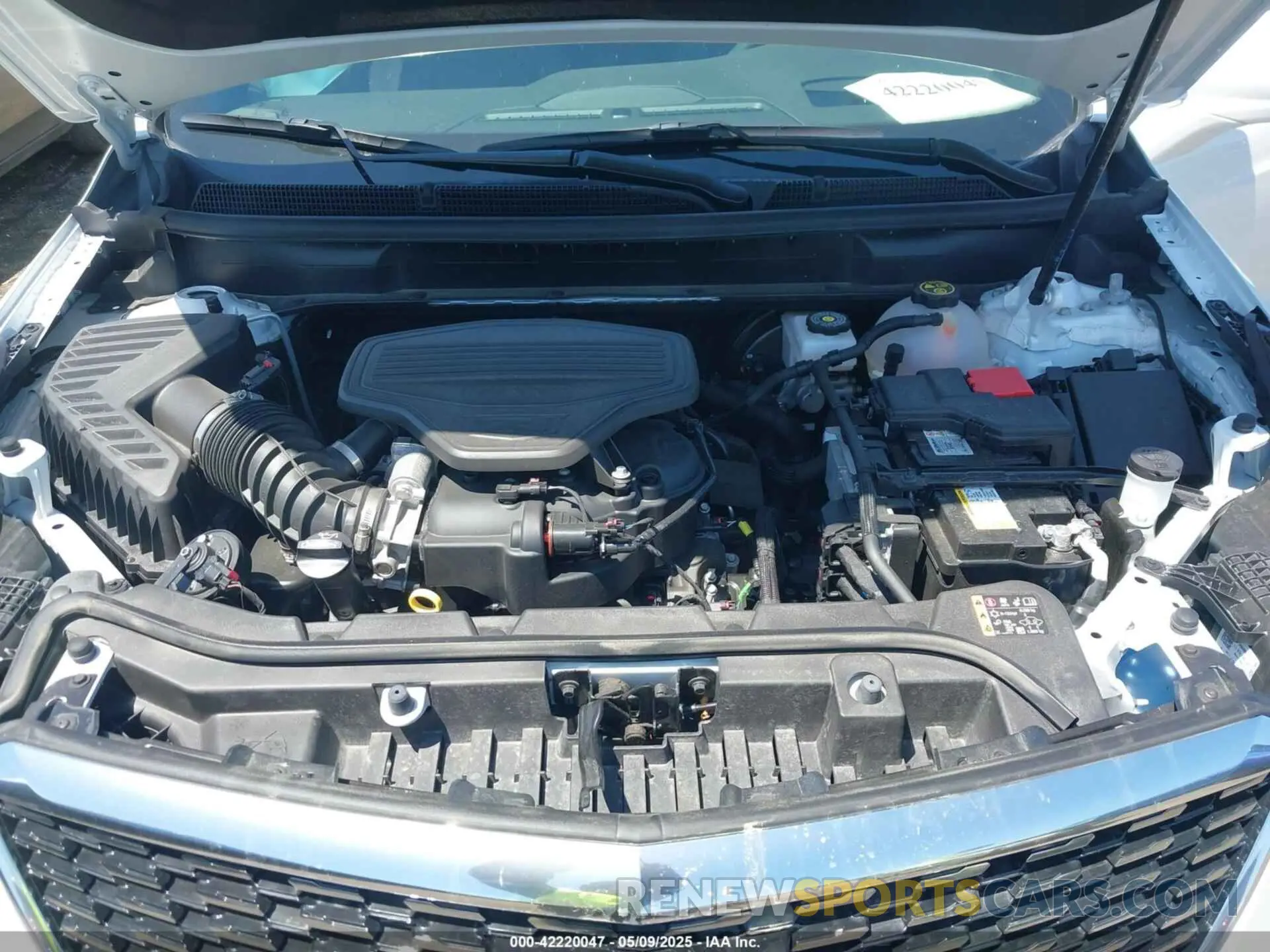 10 Photograph of a damaged car 1GYKNDRS5RZ707748 CADILLAC XT5 2024
