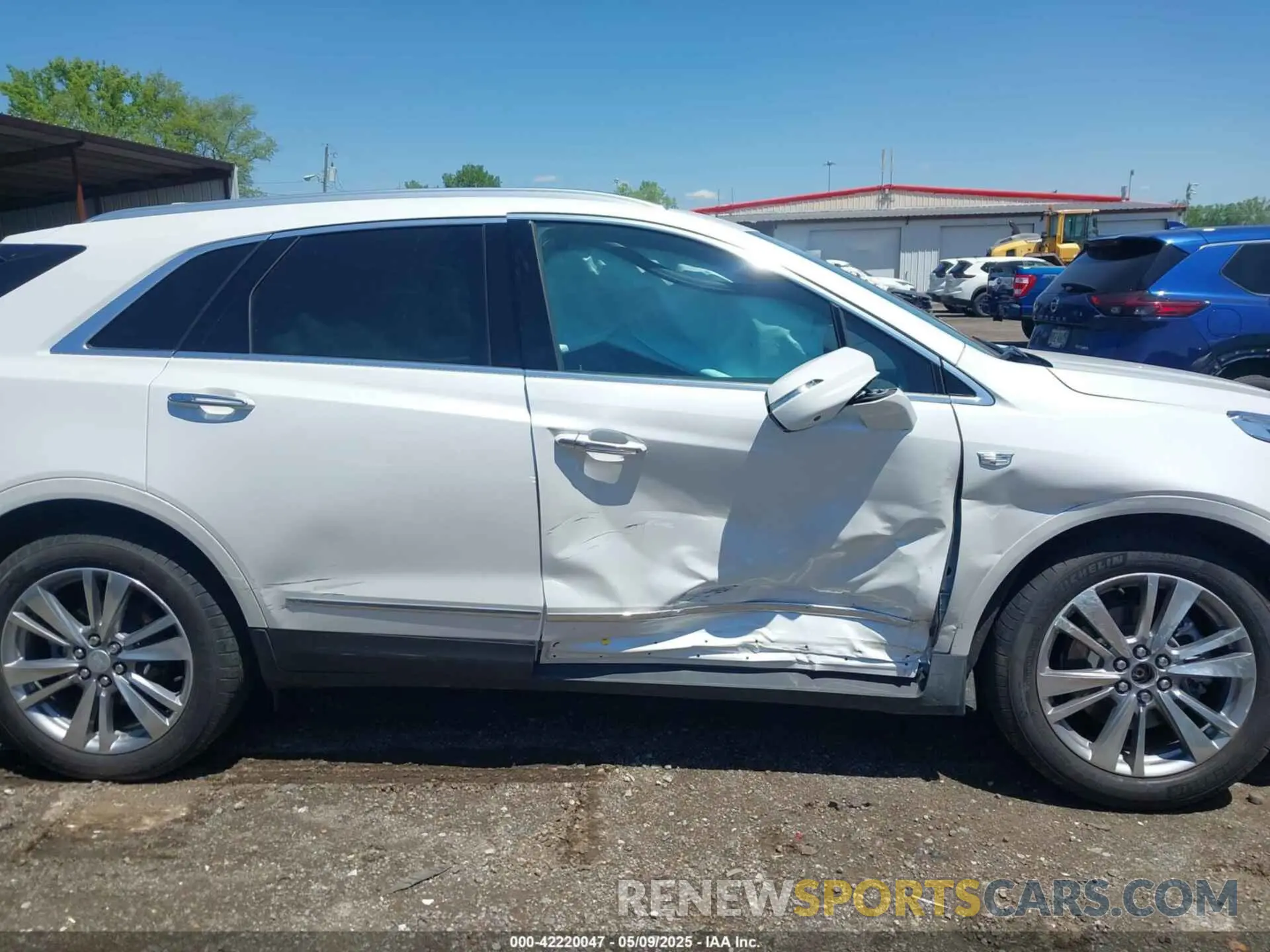 13 Photograph of a damaged car 1GYKNDRS5RZ707748 CADILLAC XT5 2024