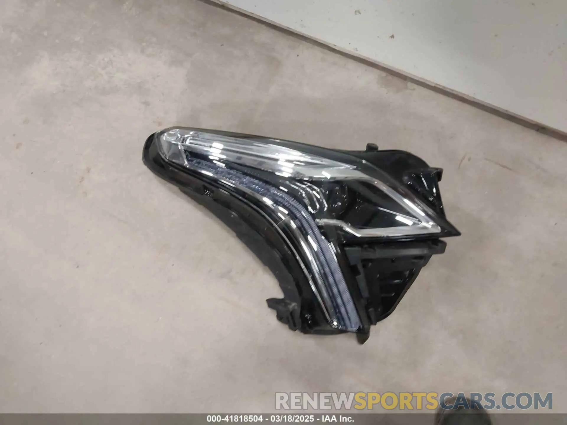 12 Photograph of a damaged car 1GYKNDRS6RZ720640 CADILLAC XT5 2024