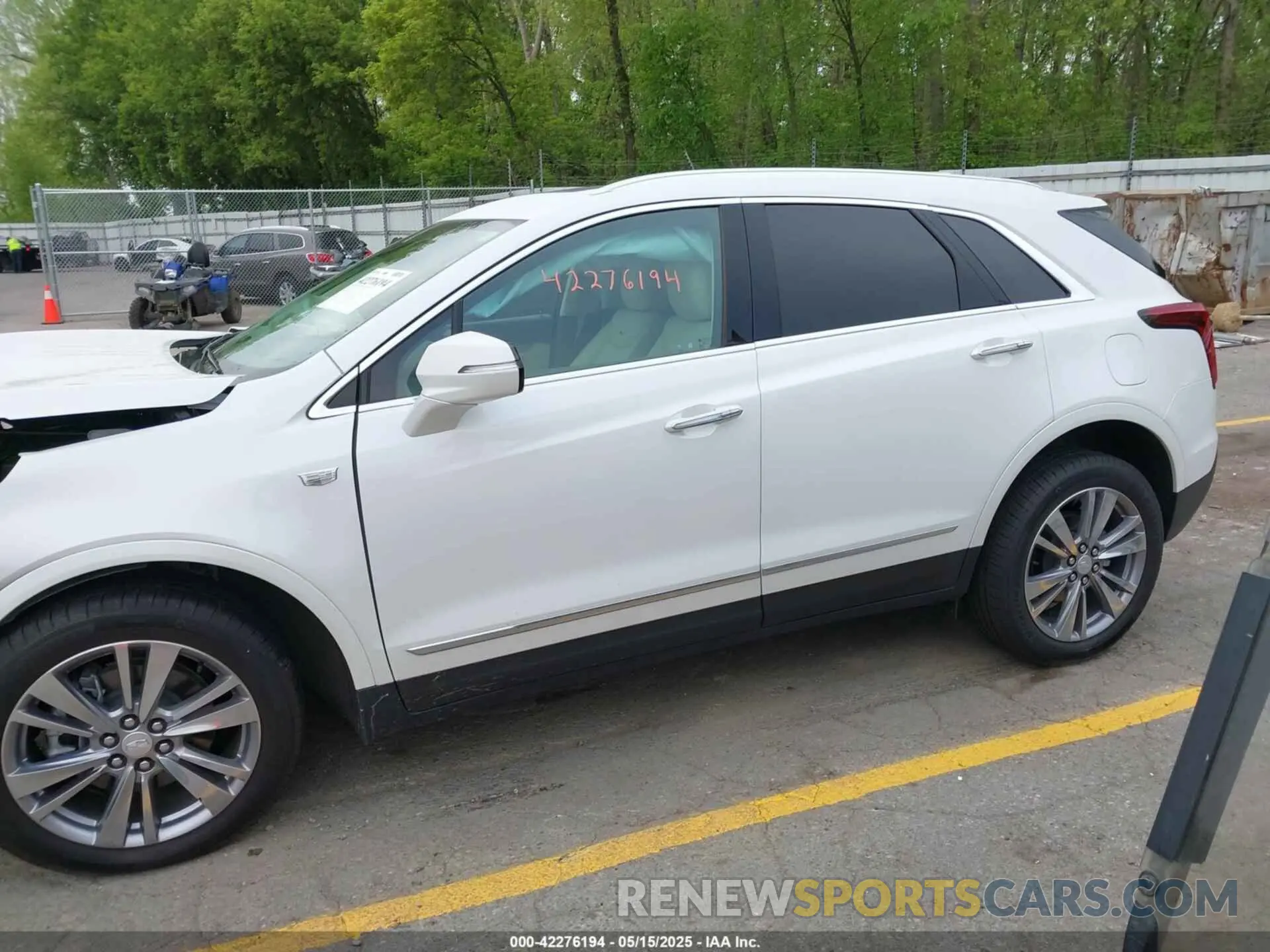 15 Photograph of a damaged car 1GYKNDRS6RZ728334 CADILLAC XT5 2024