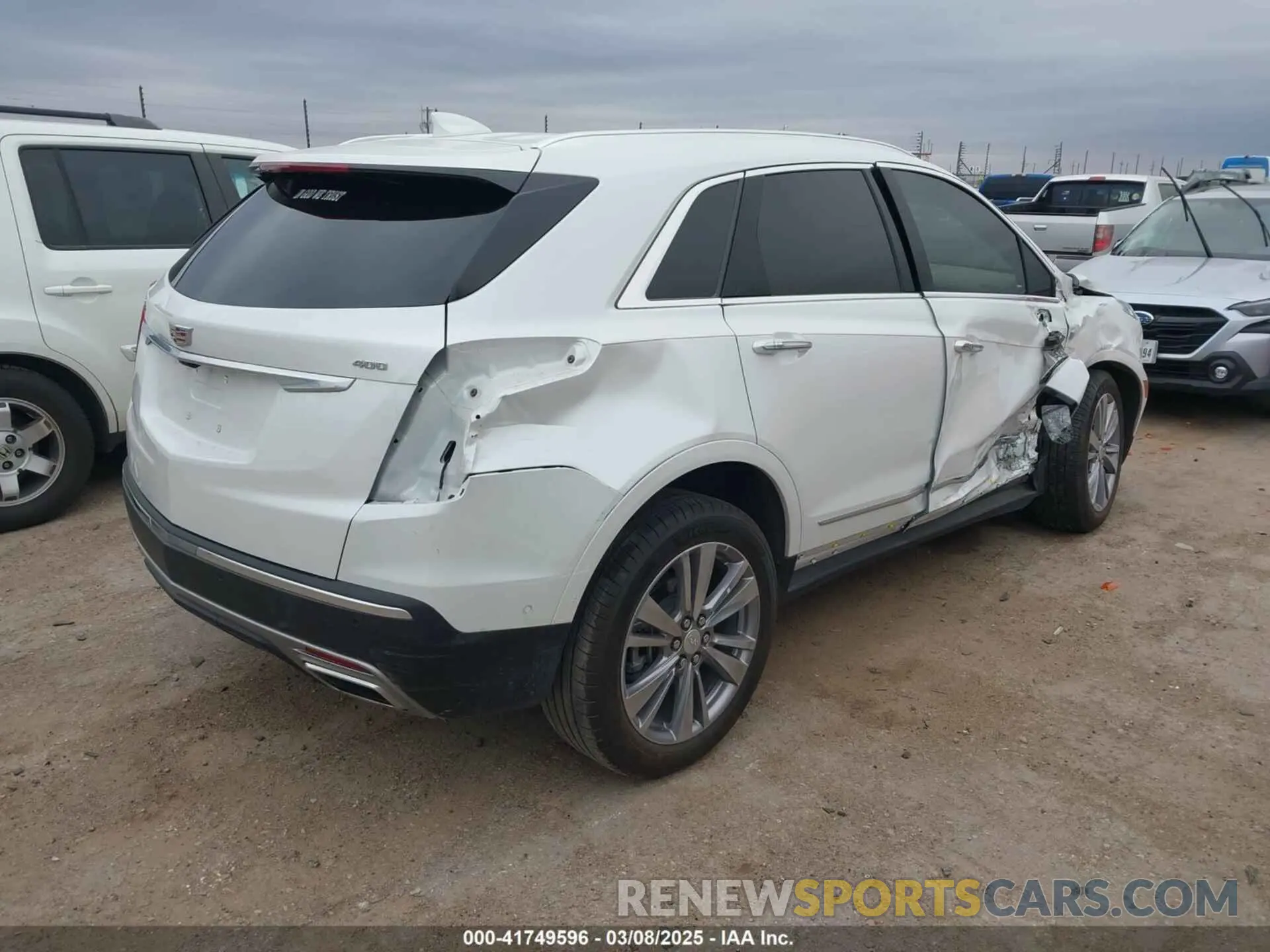 4 Photograph of a damaged car 1GYKNERSXRZ707816 CADILLAC XT5 2024