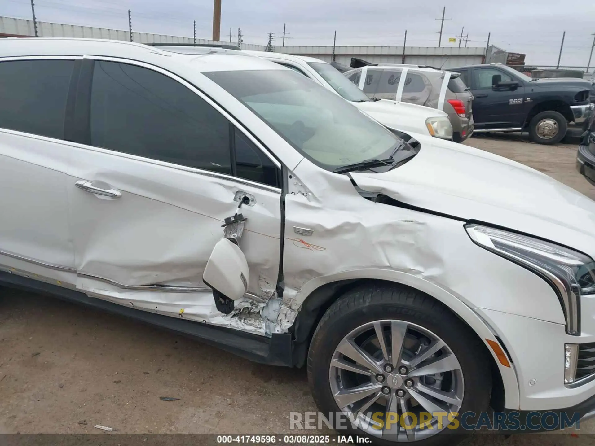 6 Photograph of a damaged car 1GYKNERSXRZ707816 CADILLAC XT5 2024