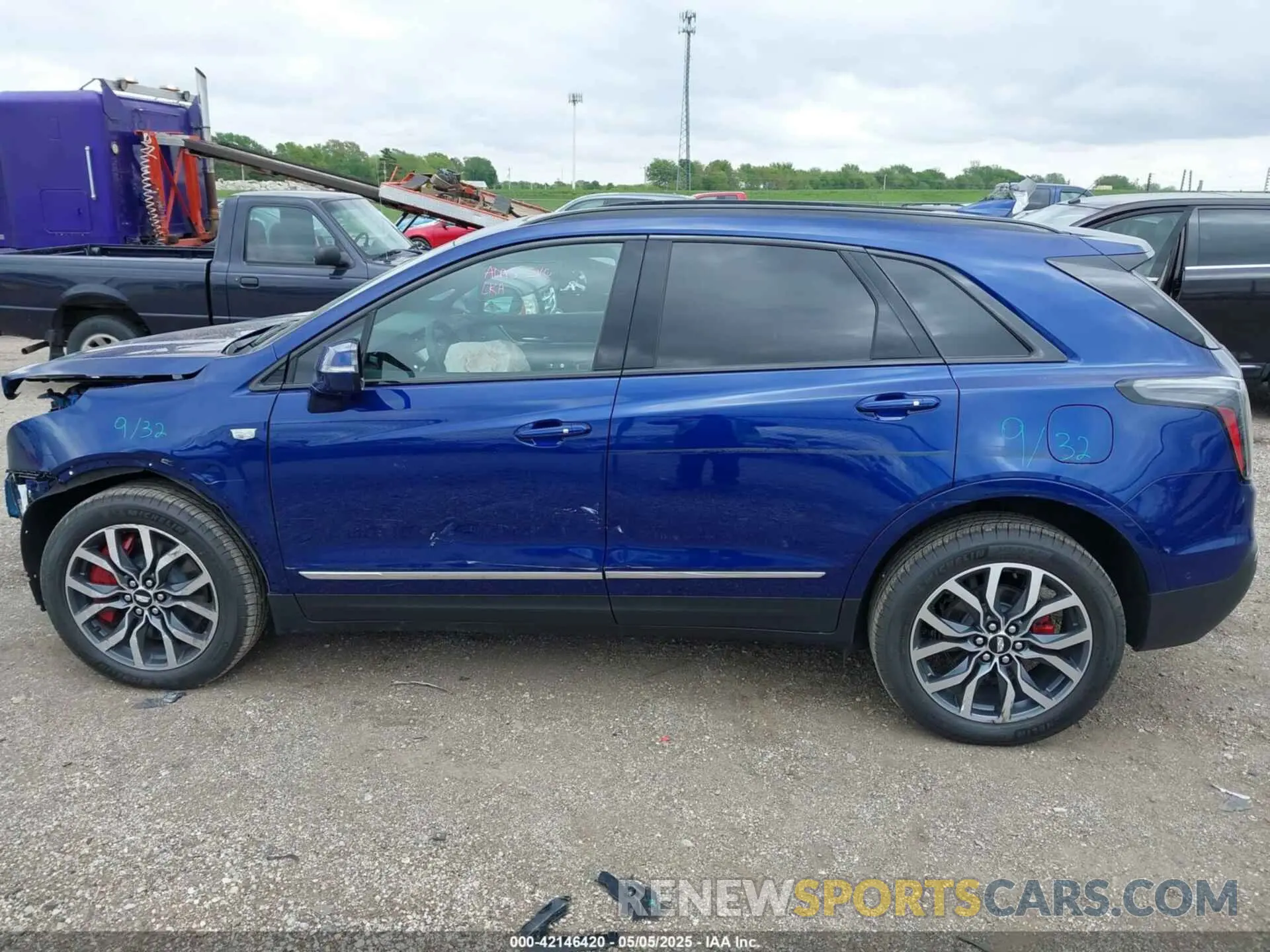 15 Photograph of a damaged car 1GYKNHRS2RZ755070 CADILLAC XT5 2024