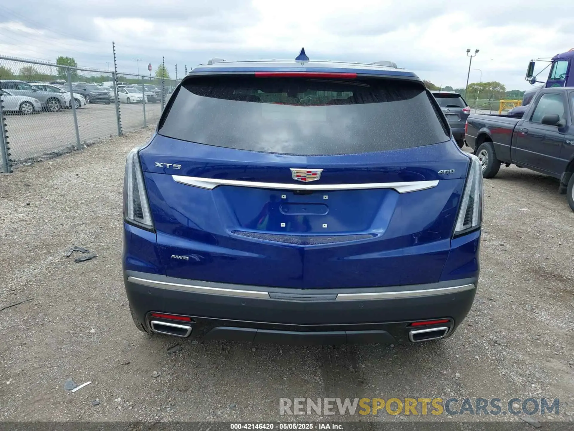17 Photograph of a damaged car 1GYKNHRS2RZ755070 CADILLAC XT5 2024
