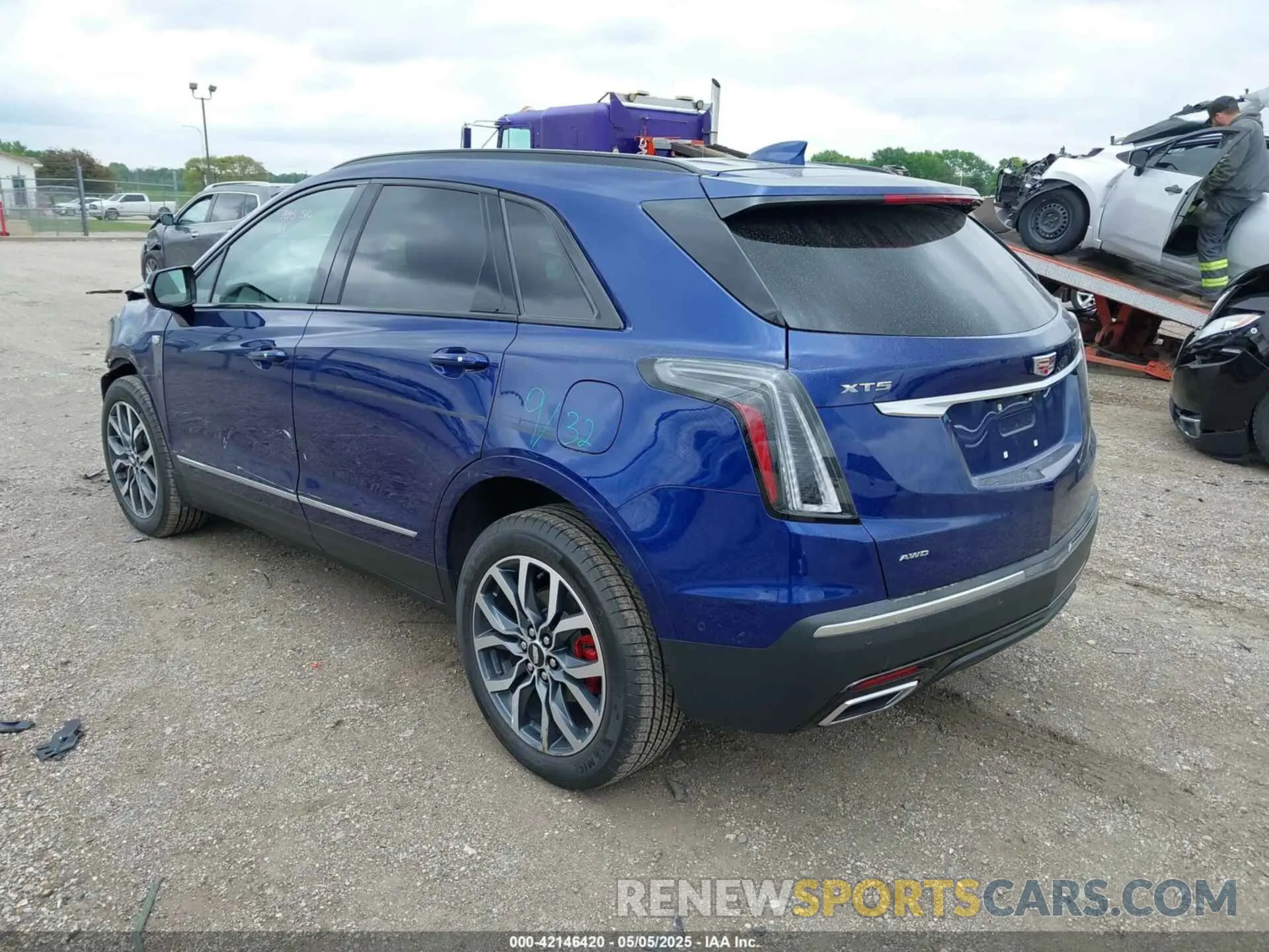 3 Photograph of a damaged car 1GYKNHRS2RZ755070 CADILLAC XT5 2024