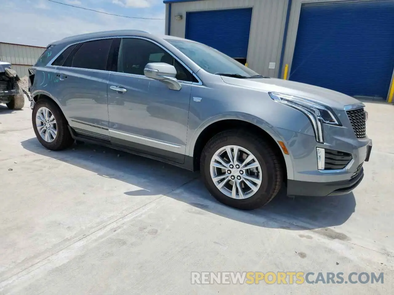 4 Photograph of a damaged car 1GYKNAR41SZ124437 CADILLAC XT5 2025