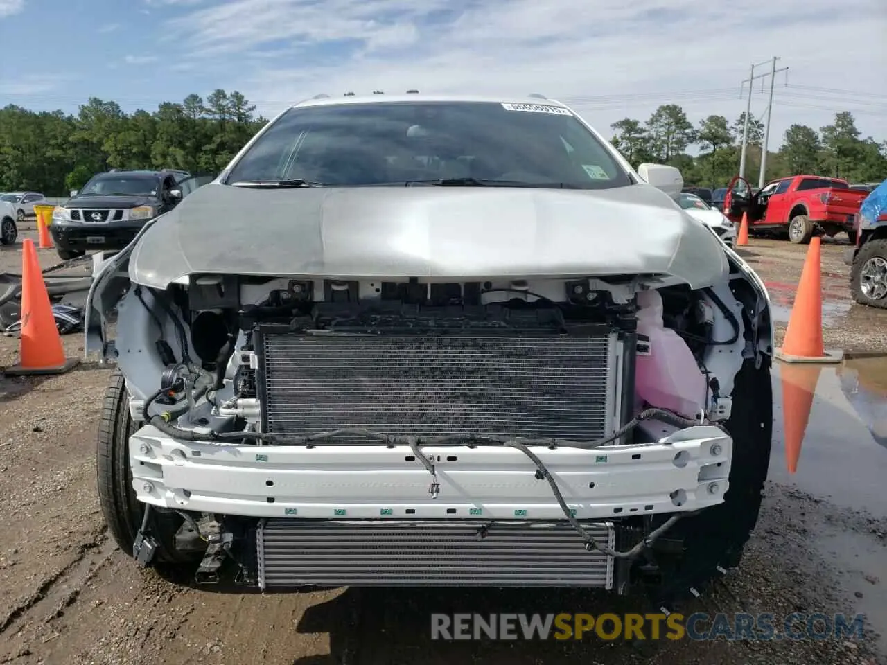 5 Photograph of a damaged car 1GYKNAR48SZ109529 CADILLAC XT5 2025