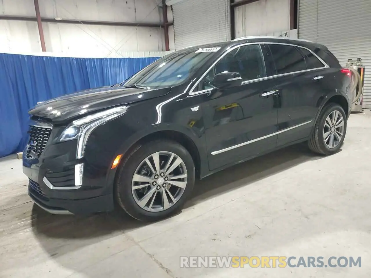 1 Photograph of a damaged car 1GYKNDRS0SZ119763 CADILLAC XT5 2025
