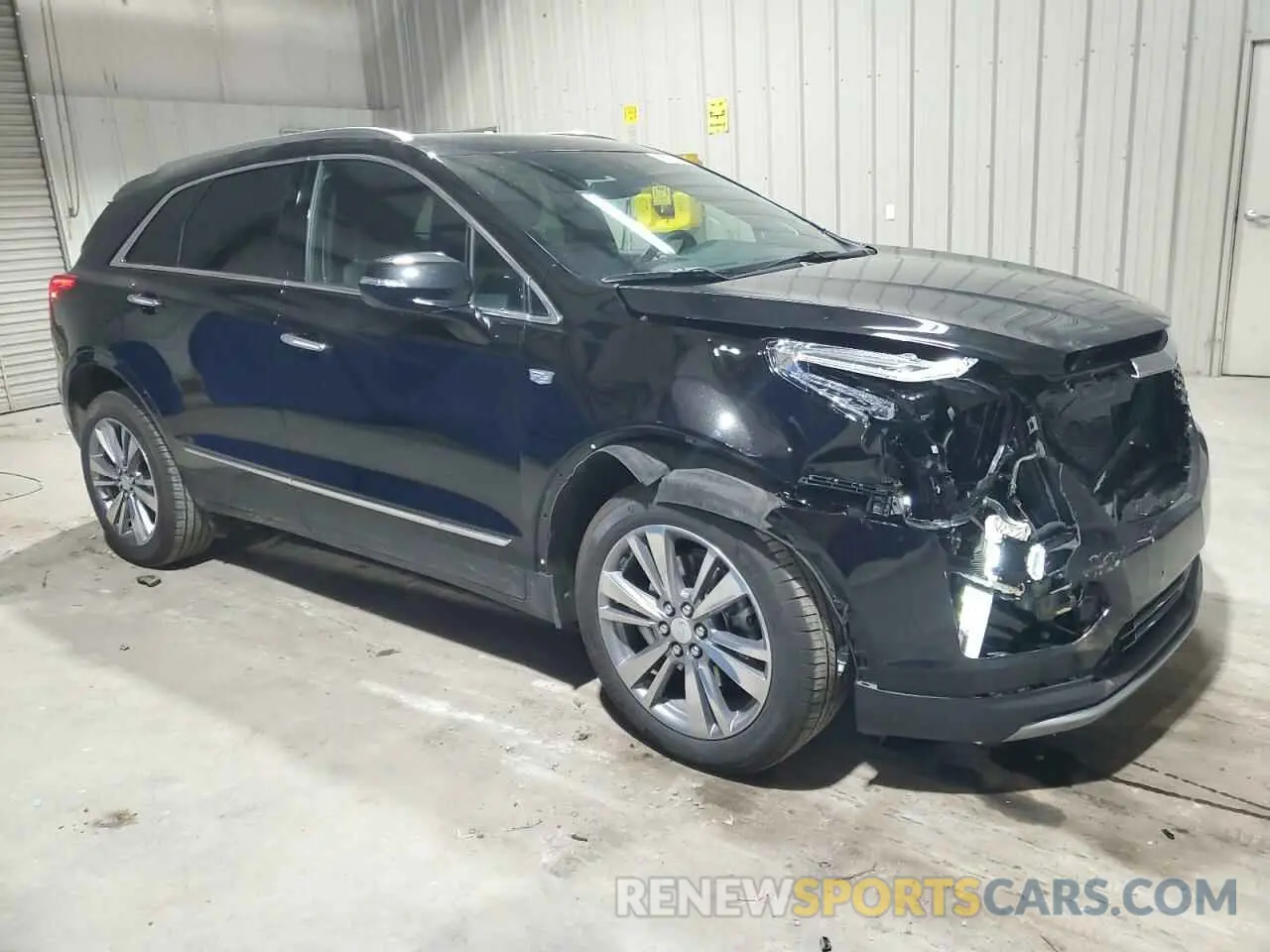 4 Photograph of a damaged car 1GYKNDRS0SZ119763 CADILLAC XT5 2025