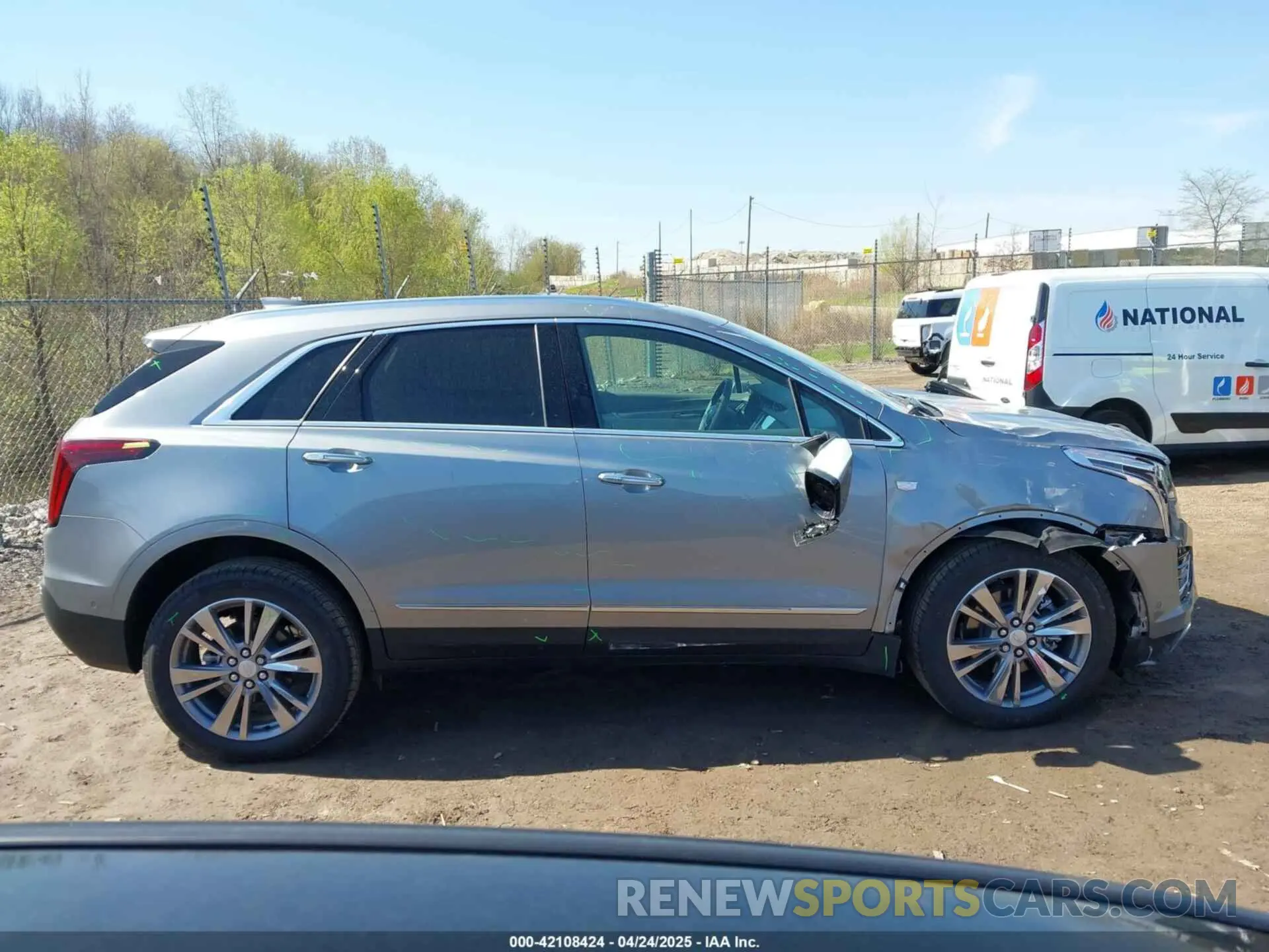 14 Photograph of a damaged car 1GYKNDRS7SZ128931 CADILLAC XT5 2025