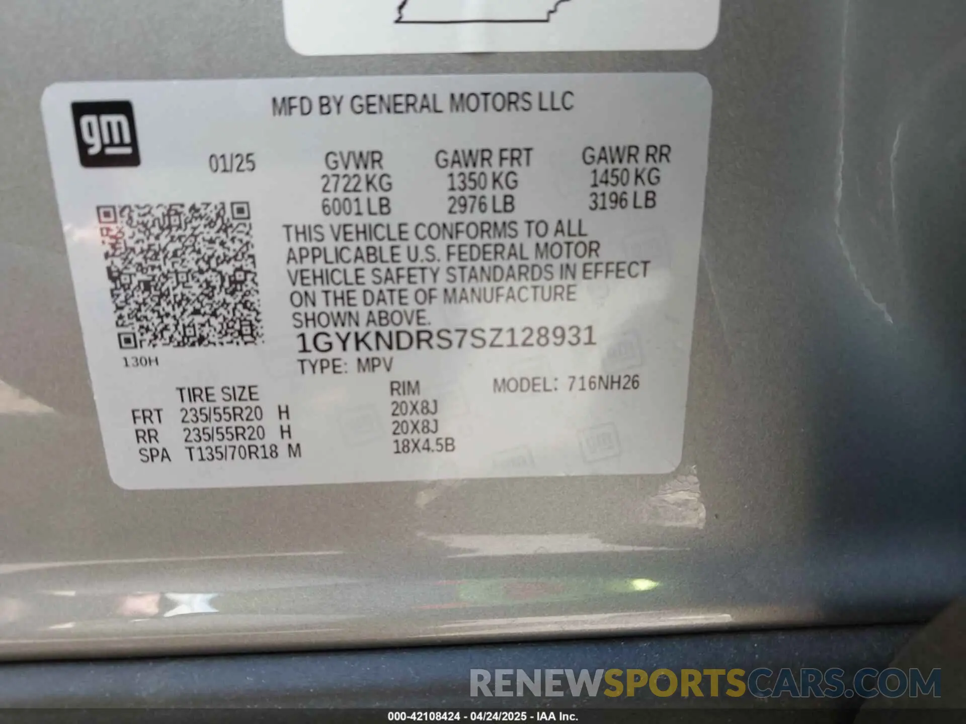 9 Photograph of a damaged car 1GYKNDRS7SZ128931 CADILLAC XT5 2025