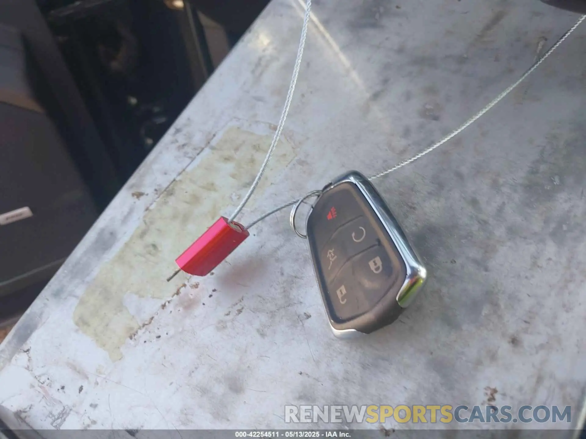 11 Photograph of a damaged car 1GYKPCRS0LZ206567 CADILLAC XT6 2020