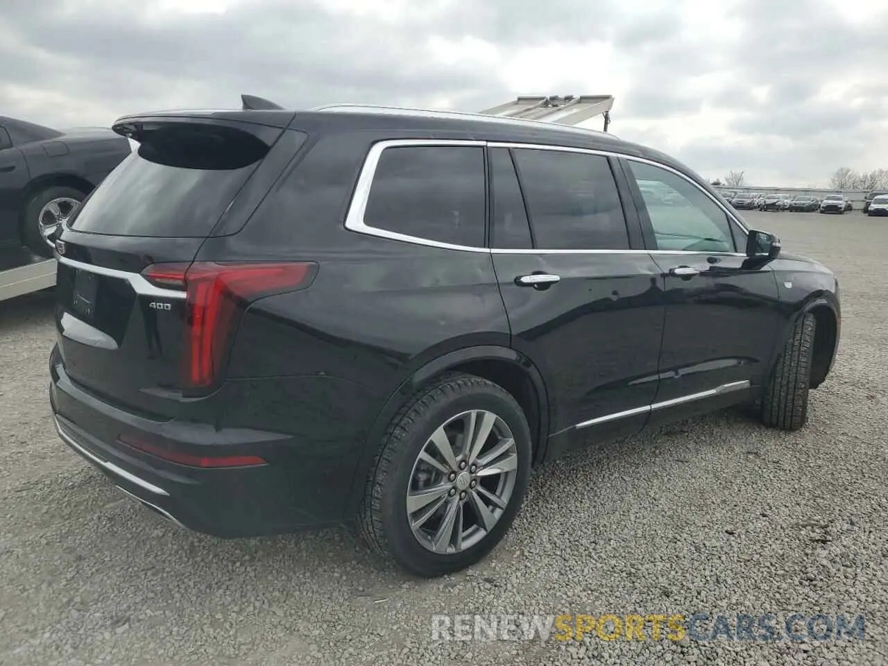 3 Photograph of a damaged car 1GYKPCRS2LZ138174 CADILLAC XT6 2020