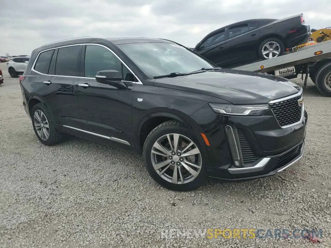 4 Photograph of a damaged car 1GYKPCRS2LZ138174 CADILLAC XT6 2020