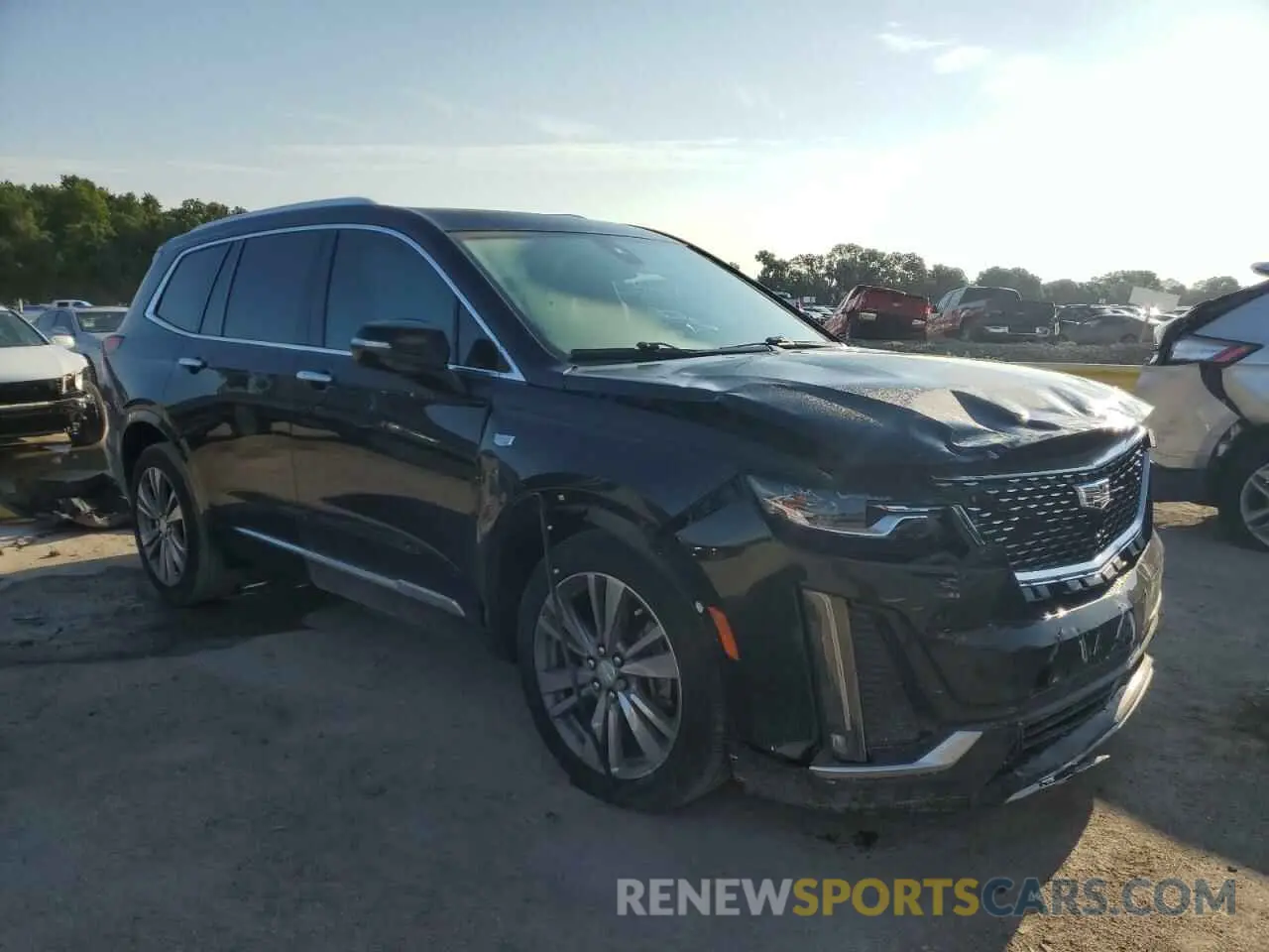 4 Photograph of a damaged car 1GYKPCRS3LZ124137 CADILLAC XT6 2020