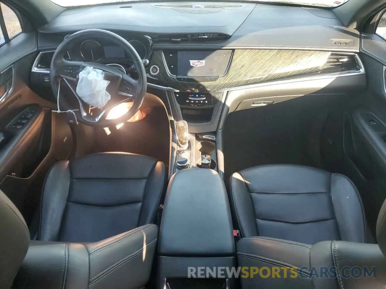 8 Photograph of a damaged car 1GYKPCRS5LZ184078 CADILLAC XT6 2020