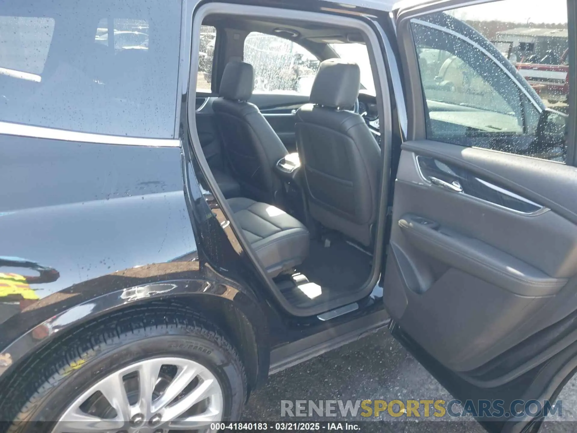 8 Photograph of a damaged car 1GYKPCRS5LZ225034 CADILLAC XT6 2020