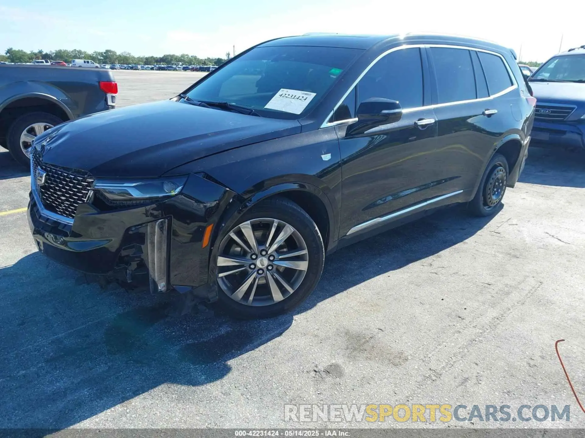 2 Photograph of a damaged car 1GYKPCRS7LZ211197 CADILLAC XT6 2020
