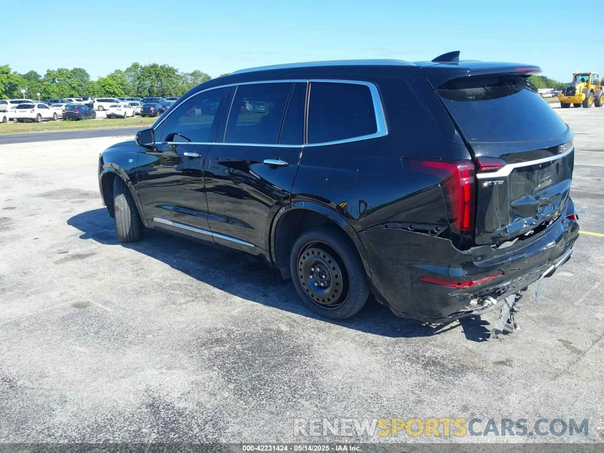 3 Photograph of a damaged car 1GYKPCRS7LZ211197 CADILLAC XT6 2020