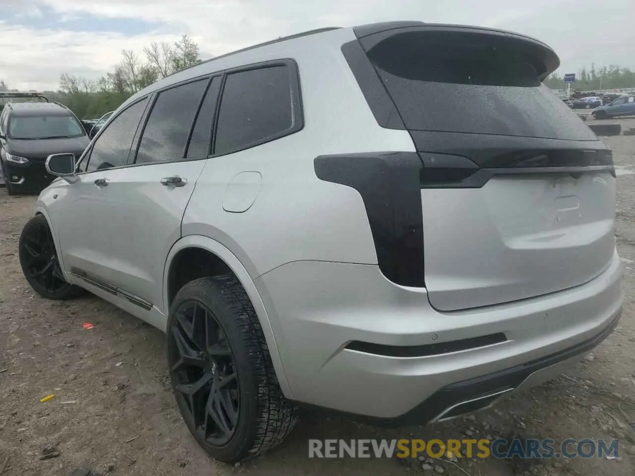 2 Photograph of a damaged car 1GYKPCRS8LZ112792 CADILLAC XT6 2020