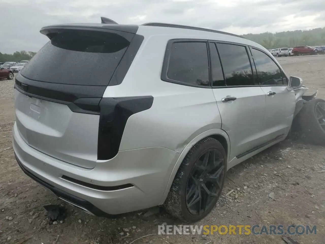 3 Photograph of a damaged car 1GYKPCRS8LZ112792 CADILLAC XT6 2020